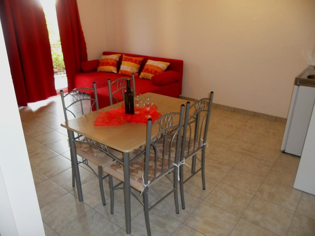 Guesthouse Lucic Orebić Habitación foto