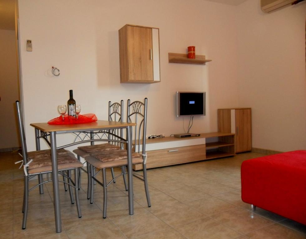 Guesthouse Lucic Orebić Habitación foto